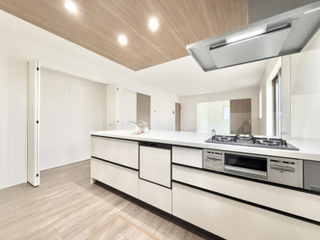 �L�b�`���@���������y���݂ƐH�ׂ�K����͂���L�b�`��