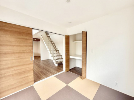 ̑ρ@F̂ŉ₩ȎԂy߂܂