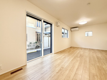 ���r���O�@����