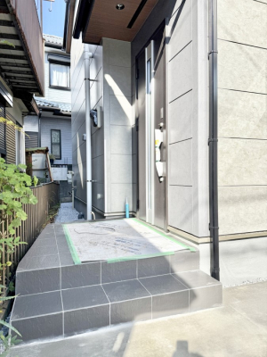 ց@Oρ ƑƃQXg₳}AS܂錺