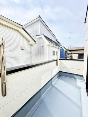 oRj[@ G߂̈ڂ낢JIȋԂł