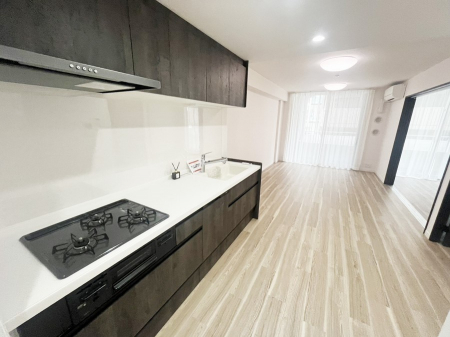 rO@났ƏΊ炪W܂AS܂郊rO