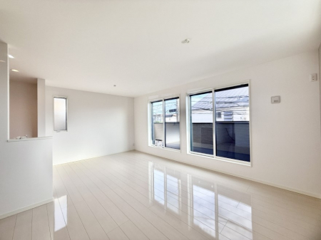 rO@났ƏΊ炪W܂AS܂郊rO