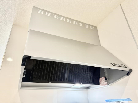 ���̑����ρ@�ݔ����������̏��C����������C��ɗU������A�����I�ɔr�����ł��܂��B