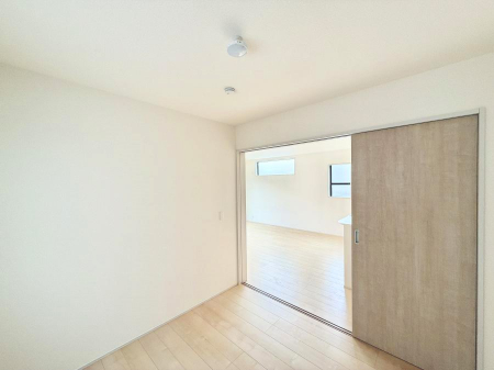 ̑ρ@F̂ŉ₩ȎԂy߂܂