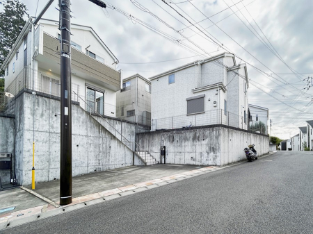 nOώʐ^@OρDȃCAĂ܂