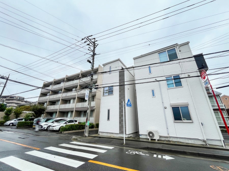 nOώʐ^@OρDȃCAĂ܂