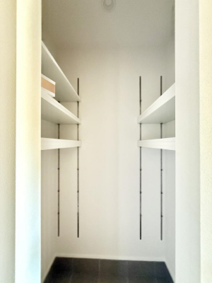 ���[�@�������V���[�Y�C���N���[�[�b�g�t�Ȃ̂ŁA�O�Ŏg�������܂Ƃ߂Ď��[�A�������茺�ւ�  