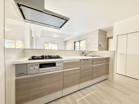 �L�b�`���@�������V���v���ŋ@�\�I�A�����g���₷���L�b�`��