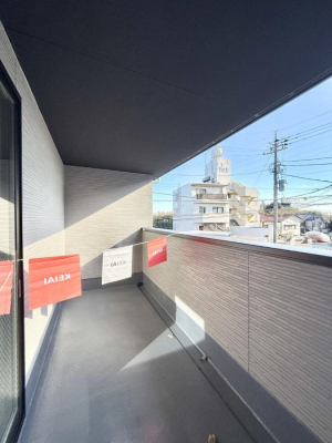 �o���R�j�[�@������ �G�߂̈ڂ낢����������J���I�ȋ�Ԃł�