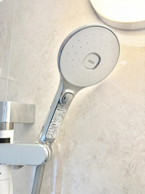 ̑ρ@ݔ茳ŊȒPɎ~ł邽߁A̖ʌ炷Ƃł܂B