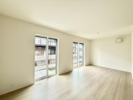 ���r���O�@����