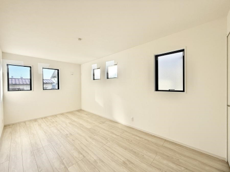 �q�������@�������v���C�x�[�g��ԂƂ��ĐÂ��ŗ�������������񋟂��Ă���܂�