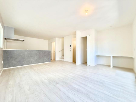 rO@났ƏΊ炪W܂AS܂郊rO