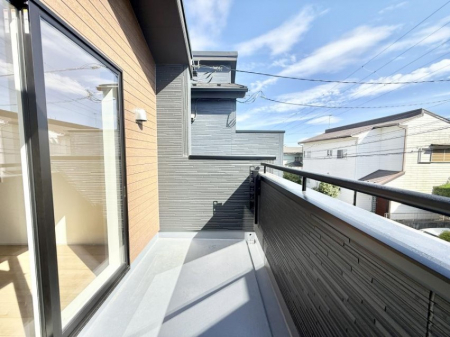 oRj[@ G߂̈ڂ낢JIȋԂł