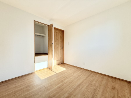 �Q���@���������̔z�u��ʋC���̗ǂ��݌v�ŕ����̋�C�������炸�A��ɐV�N�ȋ�C������܂�