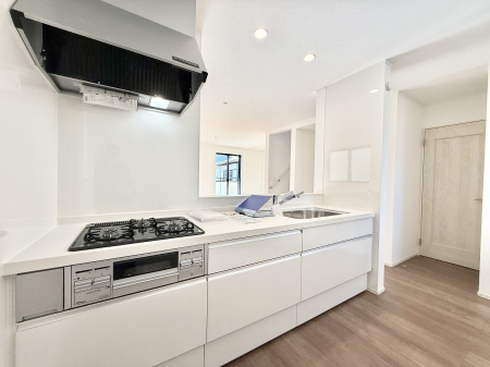 �L�b�`���@�������V���v���ŋ@�\�I�A�����g���₷���L�b�`��