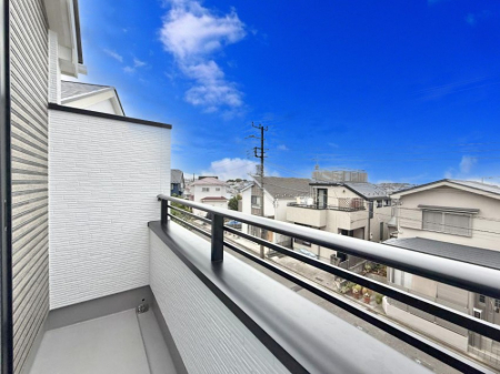 oRj[@ G߂̈ڂ낢JIȋԂł