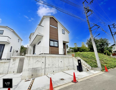 nOώʐ^@OρV炵n܂ꏊŁAƑJ[߂