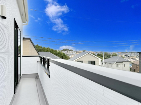 oRj[@ G߂̈ڂ낢JIȋԂł