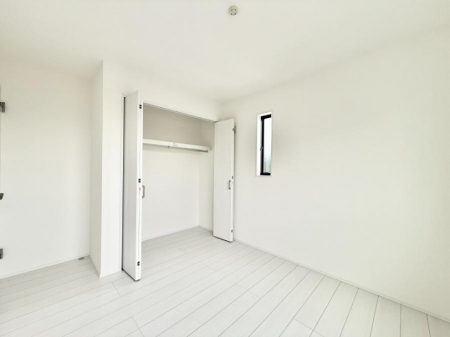 ̑ρ@F̂ŉ₩ȎԂy߂܂