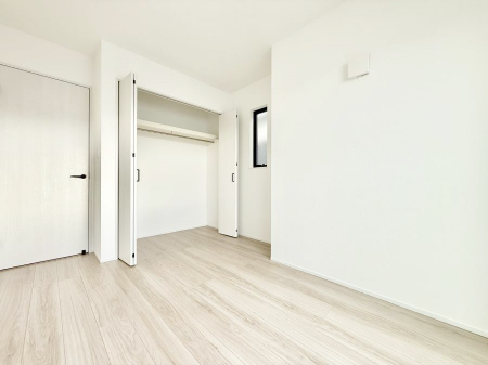 �q�������@�������v���C�x�[�g��ԂƂ��ĐÂ��ŗ�������������񋟂��Ă���܂�