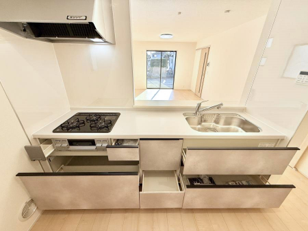 �L�b�`���@�������V���v���ŋ@�\�I�A�����g���₷���L�b�`��