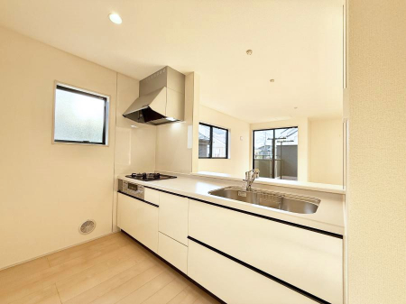 �L�b�`���@���������y���݂ƐH�ׂ�K����͂���L�b�`��