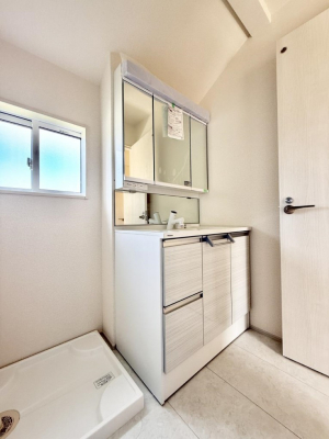 ʑEʏ@Ƒ݂Ȃg₷zuł