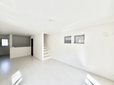 rO@났ƏΊ炪W܂AS܂郊rO