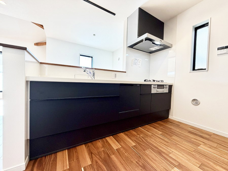 �L�b�`���@�������L���C�ɕЕt���A�g���₷���L�b�`��