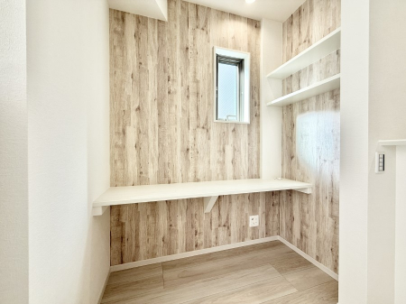 rO@ql̃rOwKe[NȂǂɗpłX^fBJE^[Xy[X  