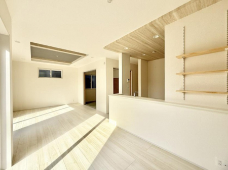 ���r���O�@�������S���������ꏊ�A�������߂����郊�r���O