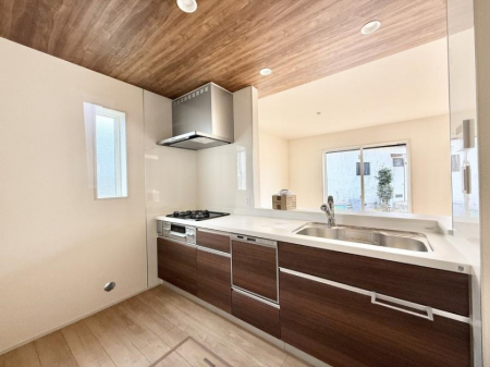 �L�b�`���@���������y���݂ƐH�ׂ�K����͂���L�b�`��