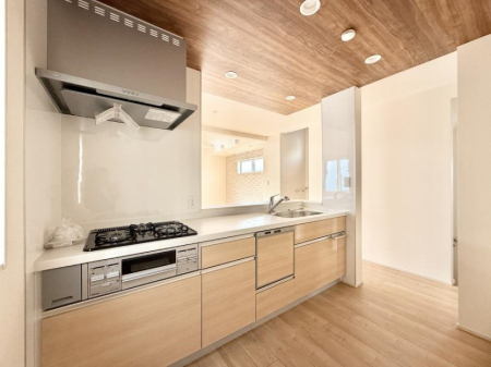 �L�b�`���@�������V���v���Ŕ������S�n�悢���Ԃ𐶂ރL�b�`�����