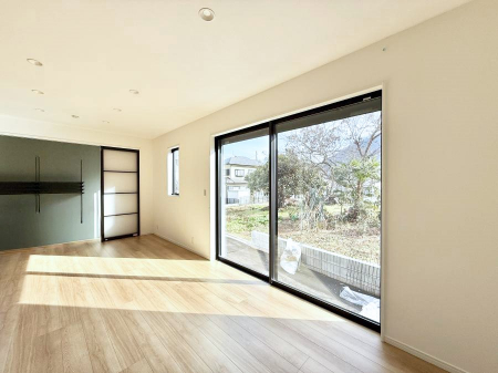 ���r���O�@�����������������Ɠ��ʂɂ���A�e���̋��