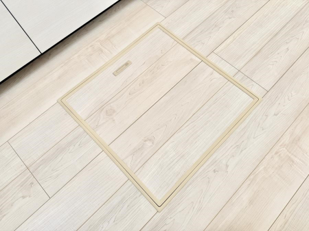 ̑ρ@ݔBꂽ[Xy[XŉƑŜXbL