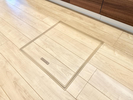 ���̑����ρ@�ݔ����B�ꂽ���[�X�y�[�X�ŉƑS�̂��X�b�L��