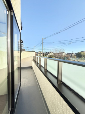 �o���R�j�[�@������ �G�߂̈ڂ낢����������J���I�ȋ�Ԃł�