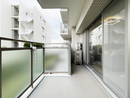 oRj[@ G߂̈ڂ낢JIȋԂł