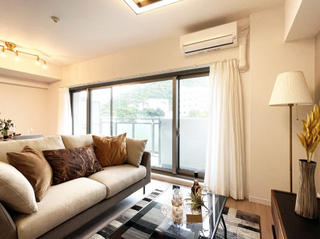 rO@났ƏΊ炪W܂AS܂郊rO