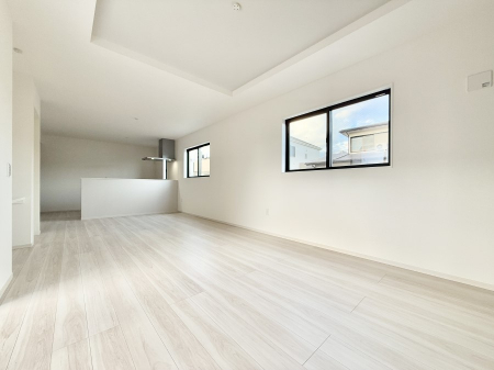 ���r���O�@���������났�ƏΊ炪�W�܂�A�S���܂郊�r���O