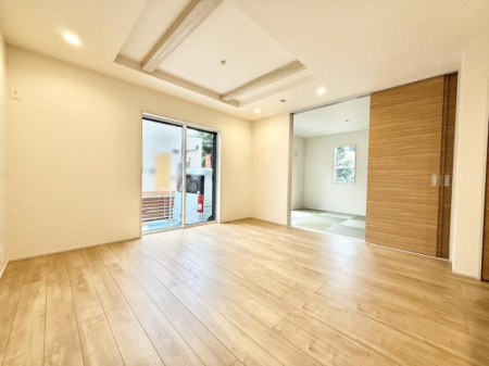 rO@VvґA؂ȐlƉ߂Sقǂ