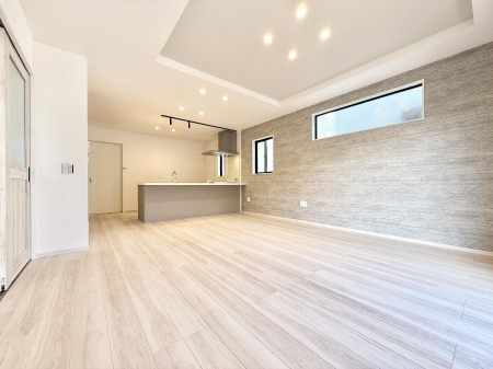 ���r���O�@���������R�Ɖ�b�����܂��A�S�n�悢�ЂƂƂ�