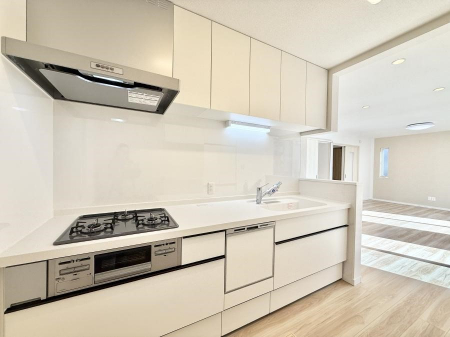 �L�b�`���@�������Ƒ����J��[�߂�A������̂���L�b�`��