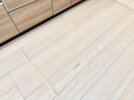 ̑ρ@ݔBꂽ[Xy[XŉƑŜXbL