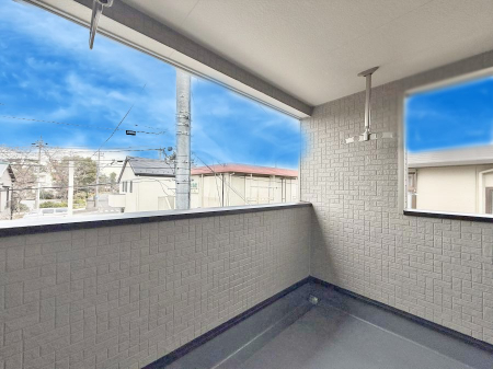 �o���R�j�[�@������ �G�߂̈ڂ낢����������J���I�ȋ�Ԃł�