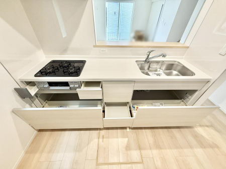 �L�b�`���@�������Ƒ����J��[�߂�A������̂���L�b�`��