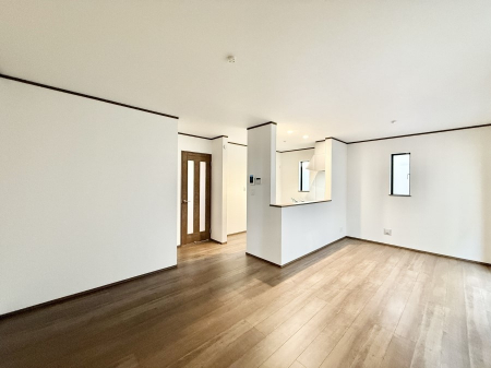 ���r���O�@���������났�ƏΊ炪�W�܂�A�S���܂郊�r���O