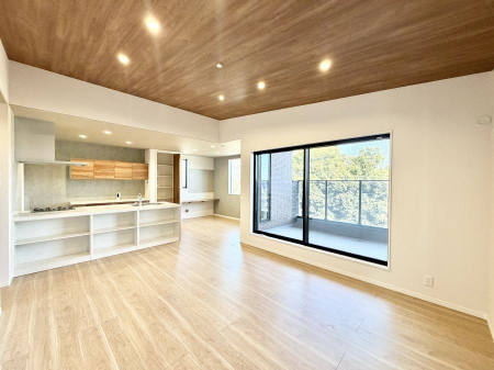 ���r���O�@�������Ƒ��̎��Ԃ��ʂ�A���K�Ŗ��������